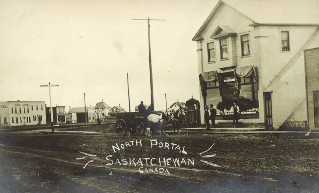 Street scene with horse-drawn wagon and Union Hotel